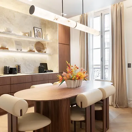 Thelander - Serviced In Opera Apartment Paris