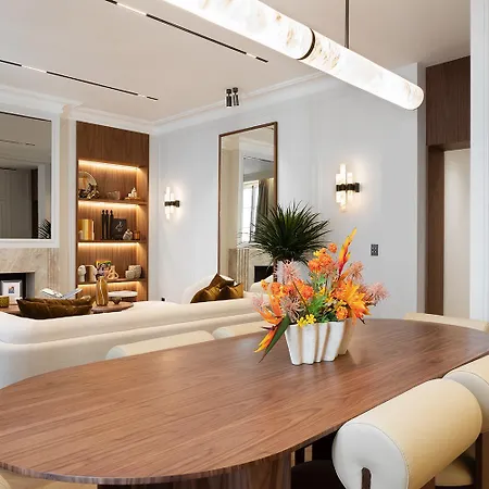 Thelander - Serviced In Opéra * París